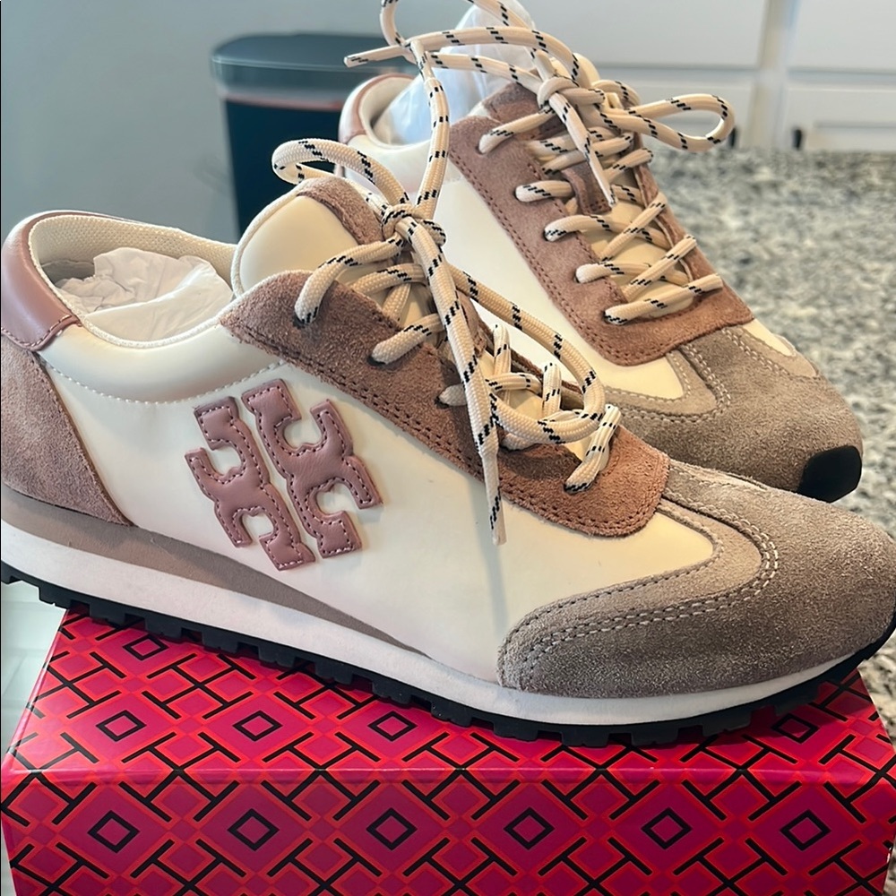 Tory Burch Women's Beige and White Sneakers
